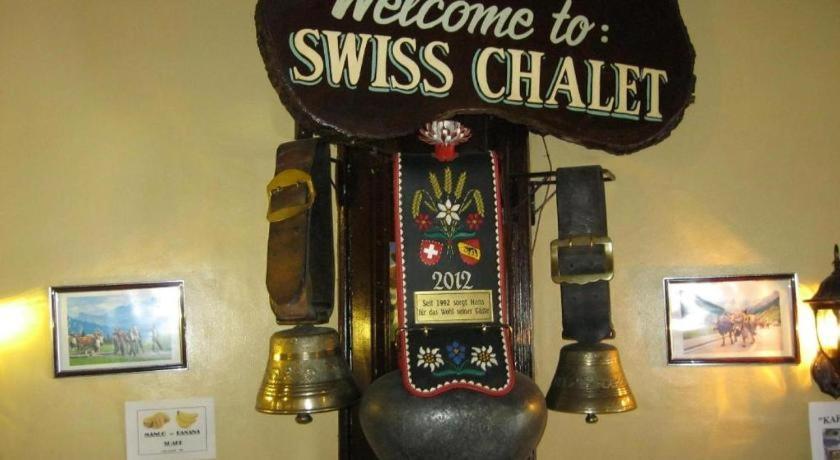 Swiss Chalet Angeles Bagian luar foto